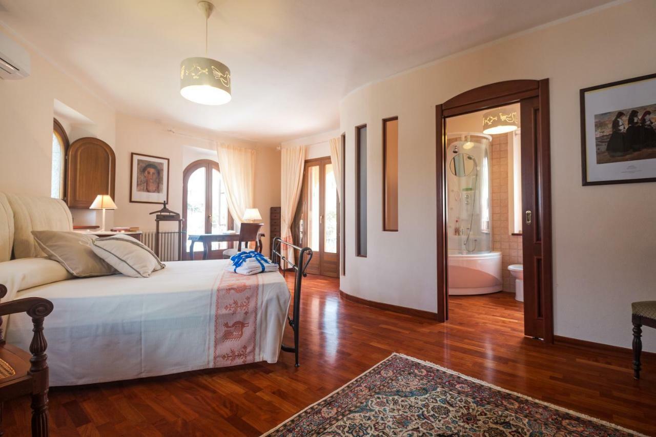 Villa Corrasi Oliena Luxury Zewnętrze zdjęcie