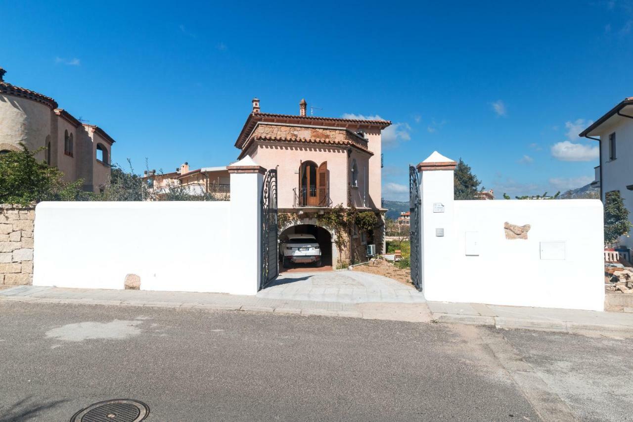 Villa Corrasi Oliena Luxury Zewnętrze zdjęcie
