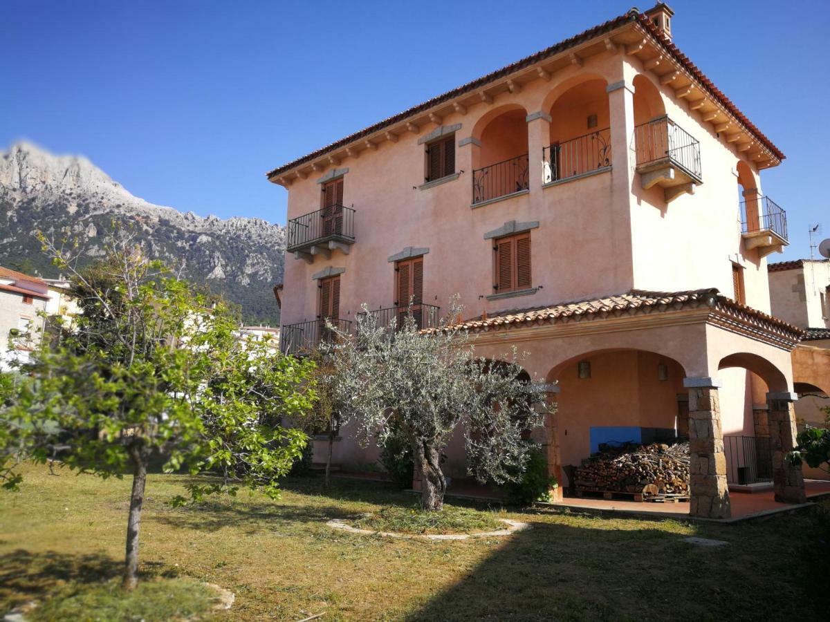 Villa Corrasi Oliena Luxury Zewnętrze zdjęcie